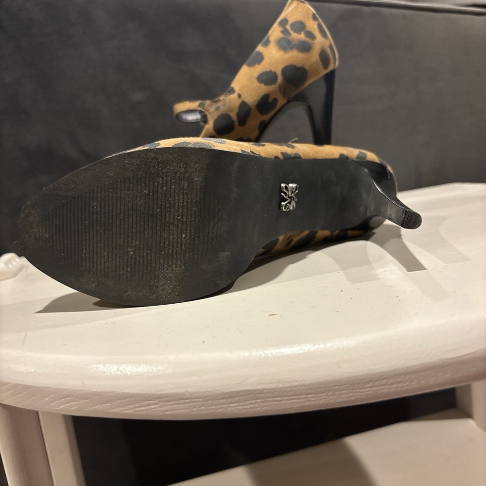 Simply Vera Vera Wang Leopard Print Heels